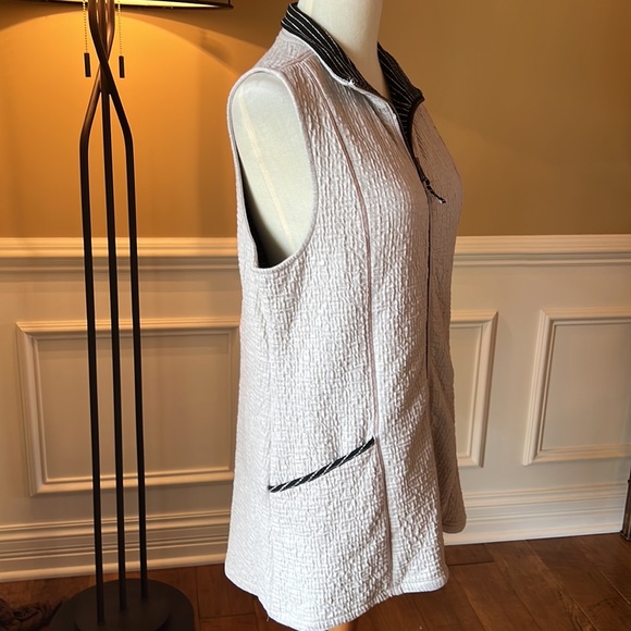 Habitat Sleeveless Tunic - Picture 3 of 10